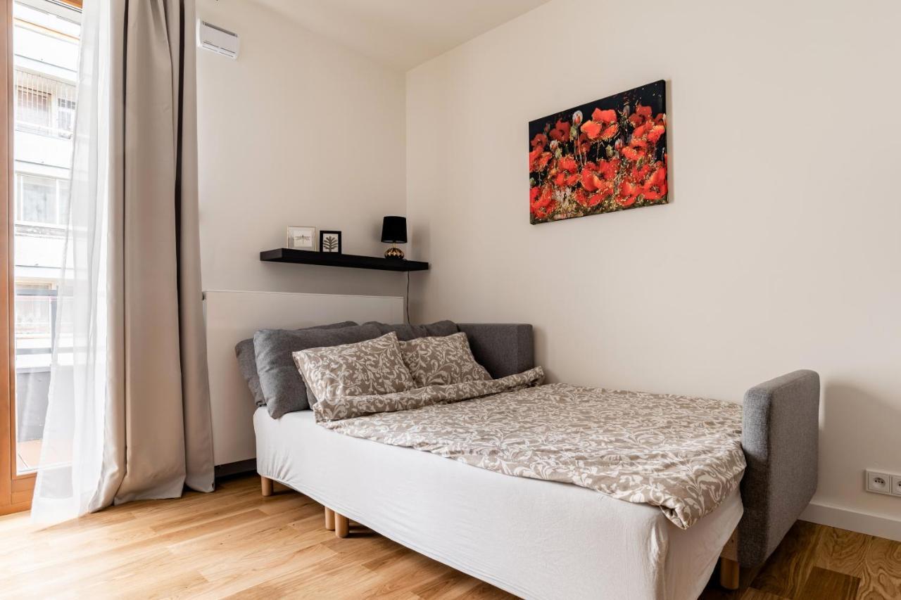 High Standard Studio Apartment In The Heart Of Βαρσοβία Εξωτερικό φωτογραφία